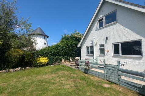 back of house2.jpg
