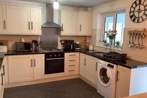 kitchen 2.jpg