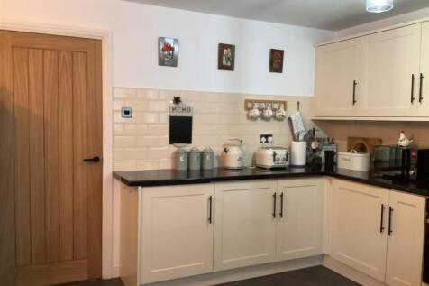 kitchen 3.jpg