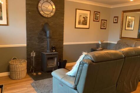 living room 5.jpg