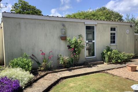 house entrance from garden 1.jpg