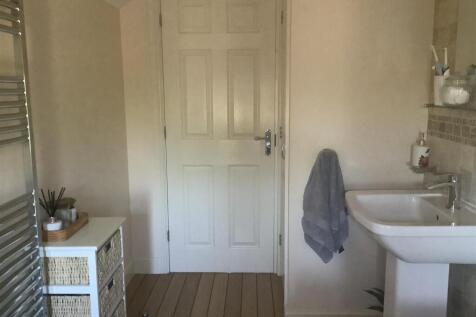 bathroom4.jpg