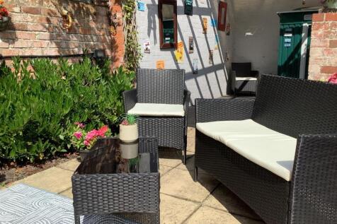 Patio garden