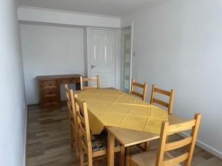 Dinin Room 2.jpg