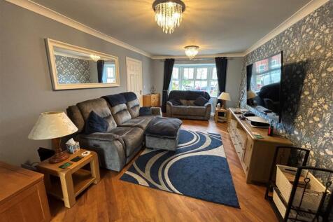 Living Room / Diner