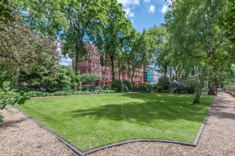Bina Gardens-2 (Large).jpg