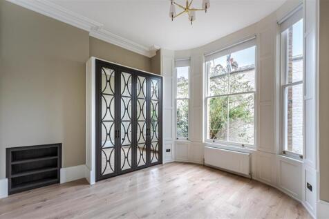 Roland Gardens RGF-5.jpg