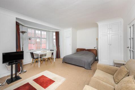 Donovan Court 14-4-2. Low Res.jpg