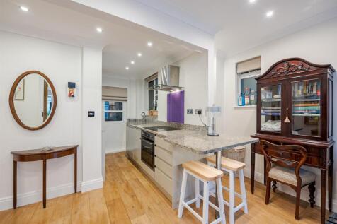 Cheyne Place 5_25-6-2. Low Res.jpg