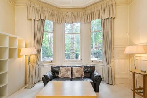 Bramham Gardens 2_43-5-2. Low Res.jpg