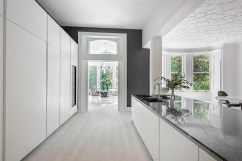 Gledhow Gardens 11B-12-2. Low Res.jpg