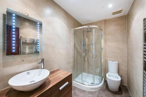 St Georges Drive 46F-11.jpg