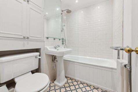 Flat 2, 41 Kempsford Gardens7.jpg