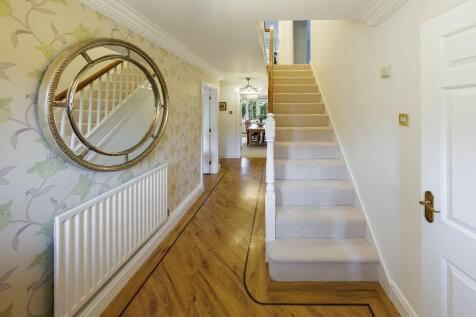 4-Fairhurst-Drive-27.jpg