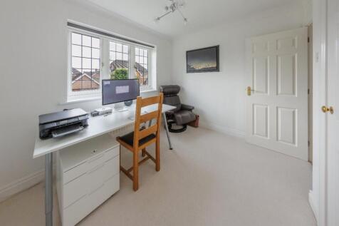4-Fairhurst-Drive-62.jpg