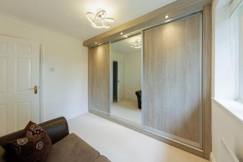 4-Fairhurst-Drive-58.jpg