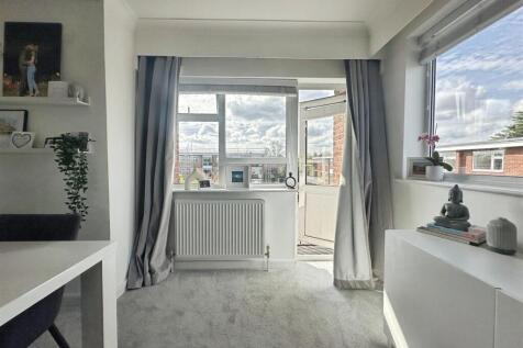 87b9a5fb--480E-99BE-A7658A8822A9-36958-00000CC4C9C