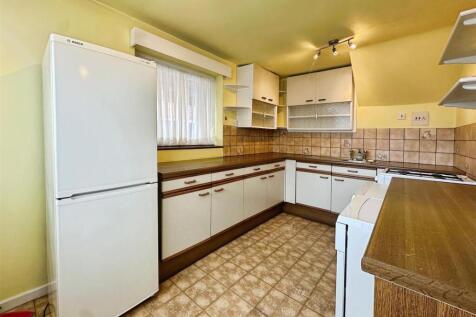 a9394f71--42AB-9763-7F2AA917A263-29618-0000290DEFC