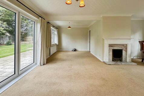 9750ede3--4122-933C-18BF616EA1F7-12315-00000376E93