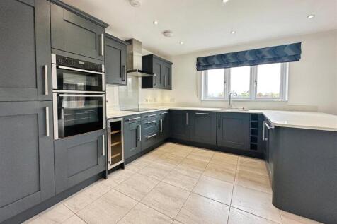 79d26bfa--47D2-89DF-FEB44D93C98B-43241-00000C35823