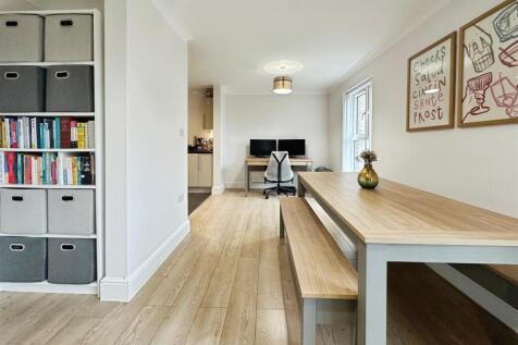 d791d436--4D8D-AC9C-0917E2B9FBE1-60458-000010E452A