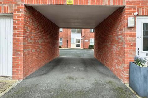 296b422e--4650-A5E2-DE7AEF1969AB-60458-000010E2D79