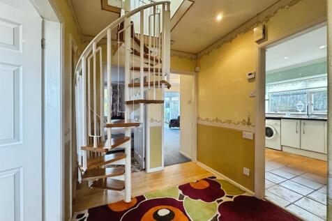 ef0ee482--4BC4-BBA4-6C1E95B18644-43241-00000C389FB