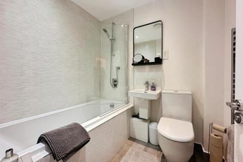 9f5bc33b--4303-A91B-EF3671AF2BFB-60458-000010E5EDD