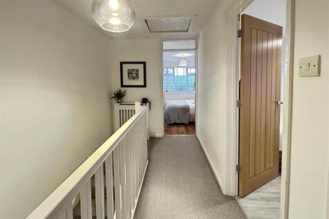 0069896c-4-4A58-ADE4-1F570ACD5DF3-3652-00000316391