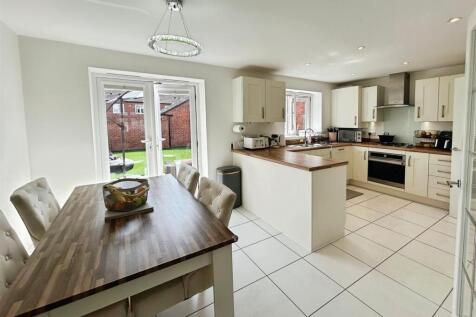 834370b3-9-4031-81EF-AF2B92D8E63C-1141-000000E3251