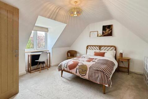 1cb8e9c2--4144-8F28-B92EB56A34A1-46764-00000FEDFFC