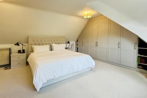 e4399bd8--4A4D-BFFA-D5116AC5D33B-46764-00000FEE014