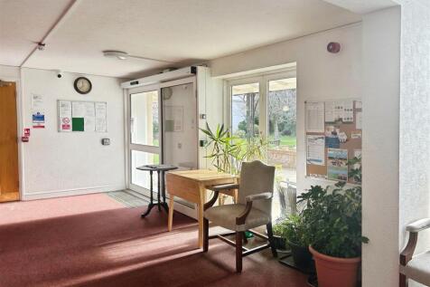 05cd964d-9-42D0-AB69-D61916D72093-8493-000005876D2