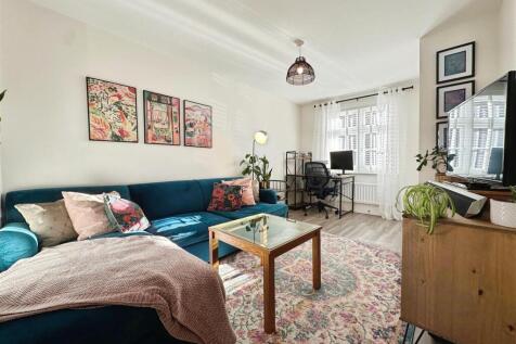 b534d814--416D-93EF-F6F4152AAA6A-63371-00002B97702