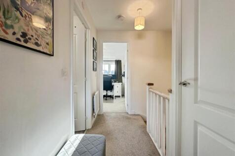 30f880a5--483D-A511-4EF046832C80-63371-00002B9845A