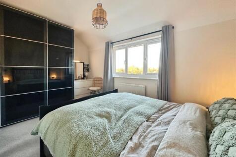 af9aea03--4B13-9065-E476F222C367-63371-00002B98464