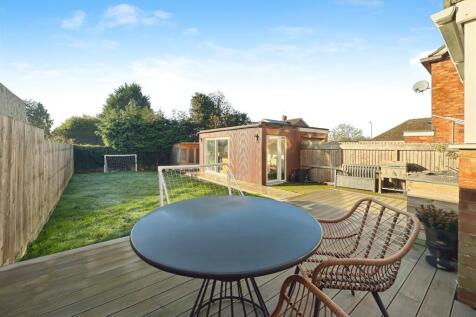 27bb8a01--4DDC-B23D-14D0BA369D33-69919-00002CFF837