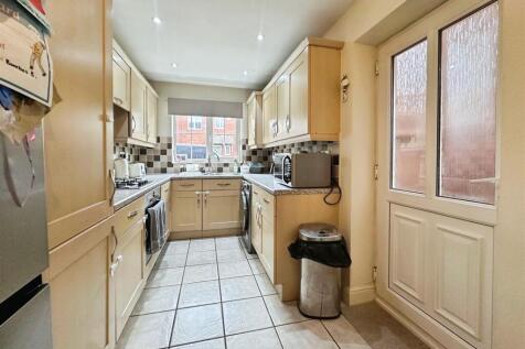 8af3b45f--45F9-BB52-E2D3E94FB427-62512-000014DE648