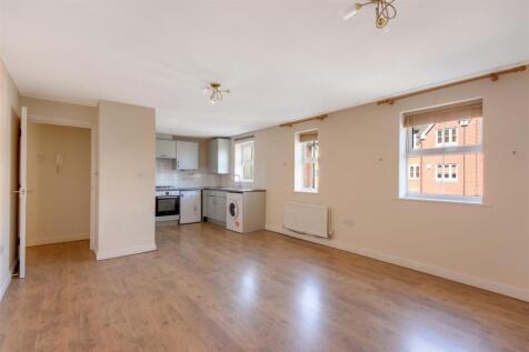 OPEN PLAN RECEPTION