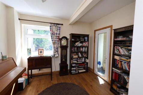 BEDROOM 4/RECEPTION