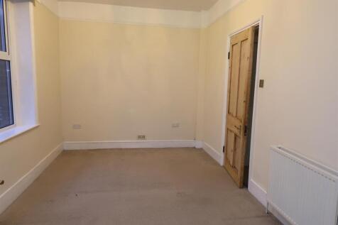 BEDROOM 2 (2)
