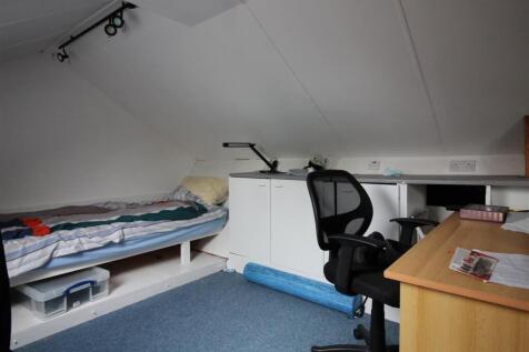 LOFT ROOM