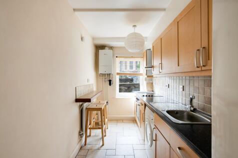 Kitchen ()