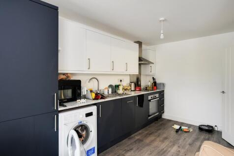 Kitchen ()