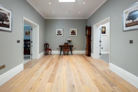 Flat entrance hallway