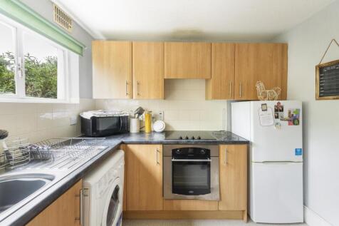 Kitchen ()