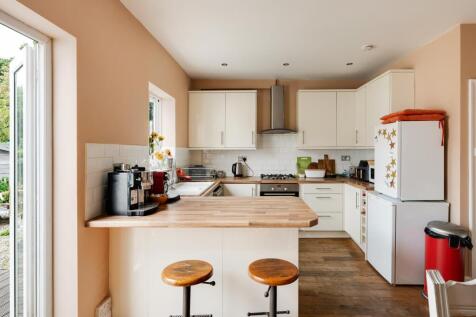 Kitchen ()