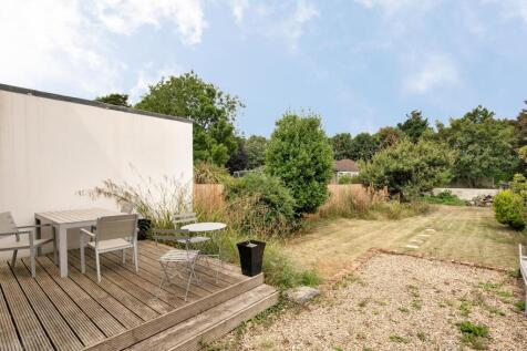 Garden ()