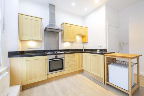Kitchen ()