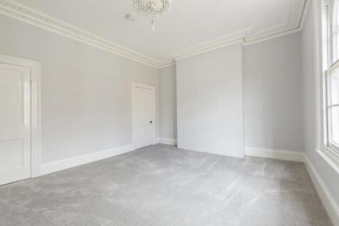 Bedroom .